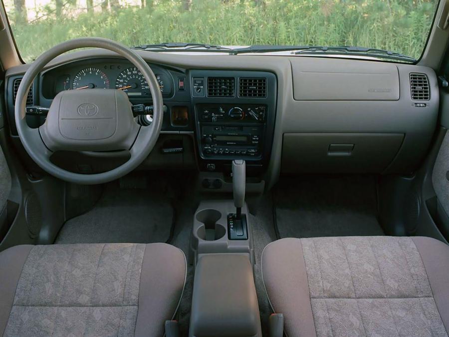  Toyota Tacoma Xtracab 4WD by TRD 1998 года  (фото 4 из 5)